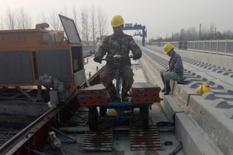 模板倒運(yùn)車(chē)-平板電動(dòng)車(chē)-電動(dòng)平板車(chē)